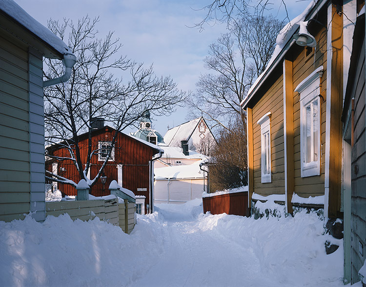 Porvoo
Avainsanat: Porvoo katu talvi kirkko kuja