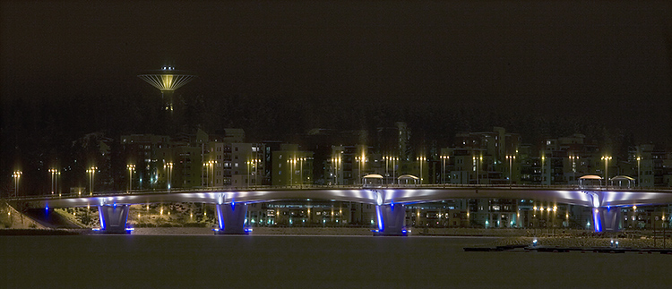 Jyväskylä
Avainsanat: yö silta talvi Jyväskylä valo