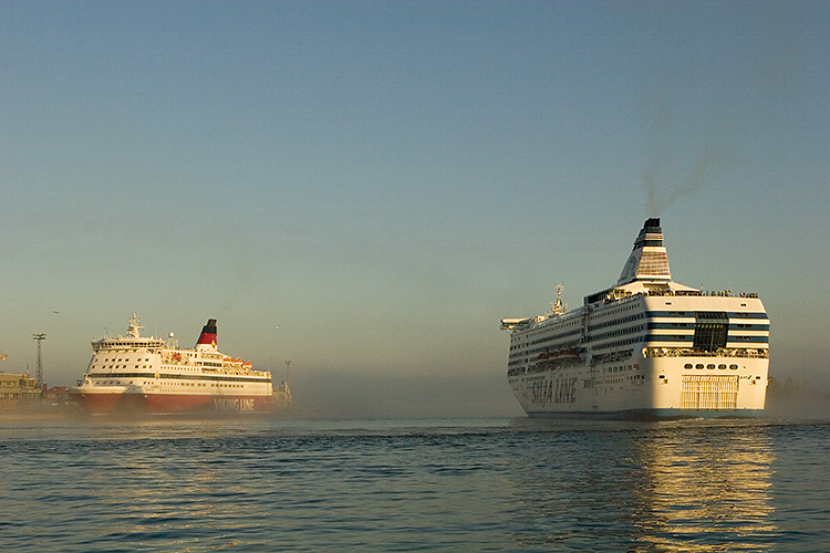 Matkustajalaiva
Avainsanat: usva matkustajalaiva kesä Helsinki