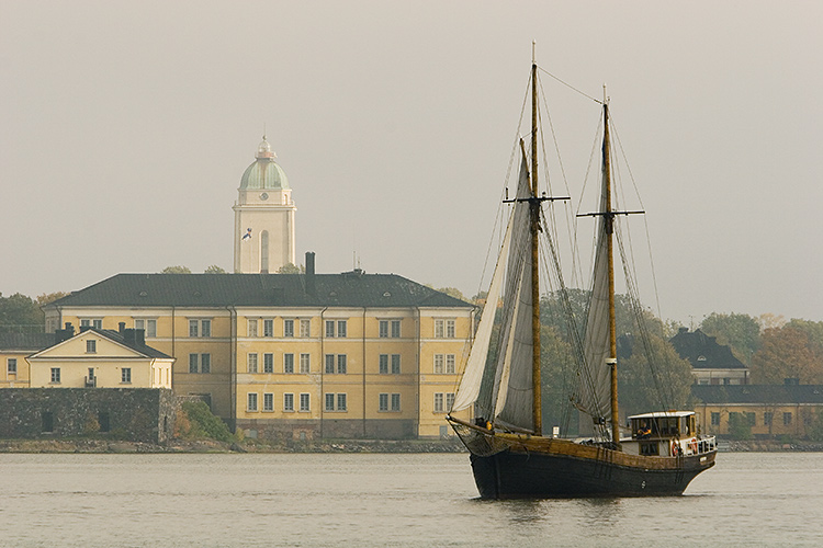 Purjevene
Avainsanat: purjevene Suomenlinna kesä